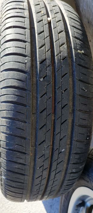 Продавам 4бр летни гуми