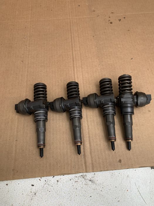 Vand injector-injectoare vw sharan 1.9 tdi 116 cp AUY