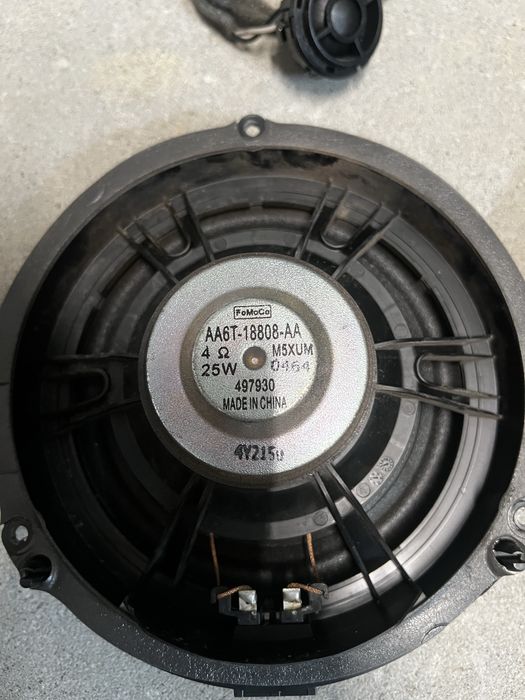 Set Boxe + Tweetere Fața Ford Fiesta OEM