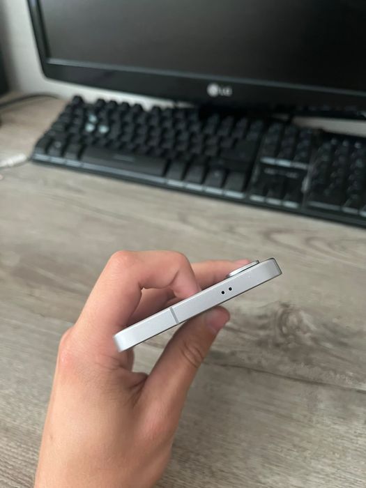 Samsung S25, с гарантией