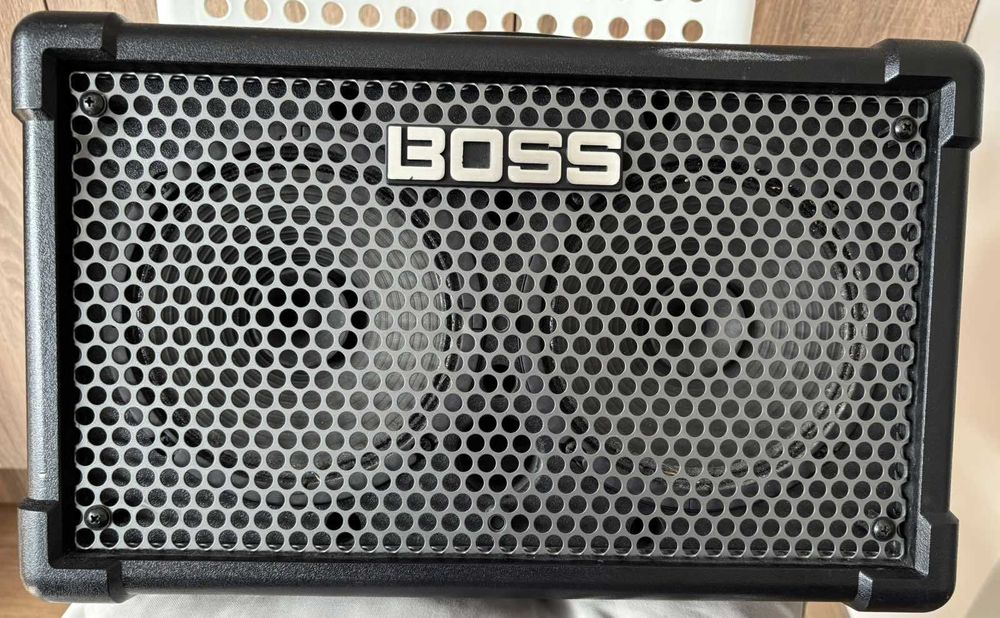 Boss Cube Street II + BT-DUAL Bluetooth адаптер — пълен комплект