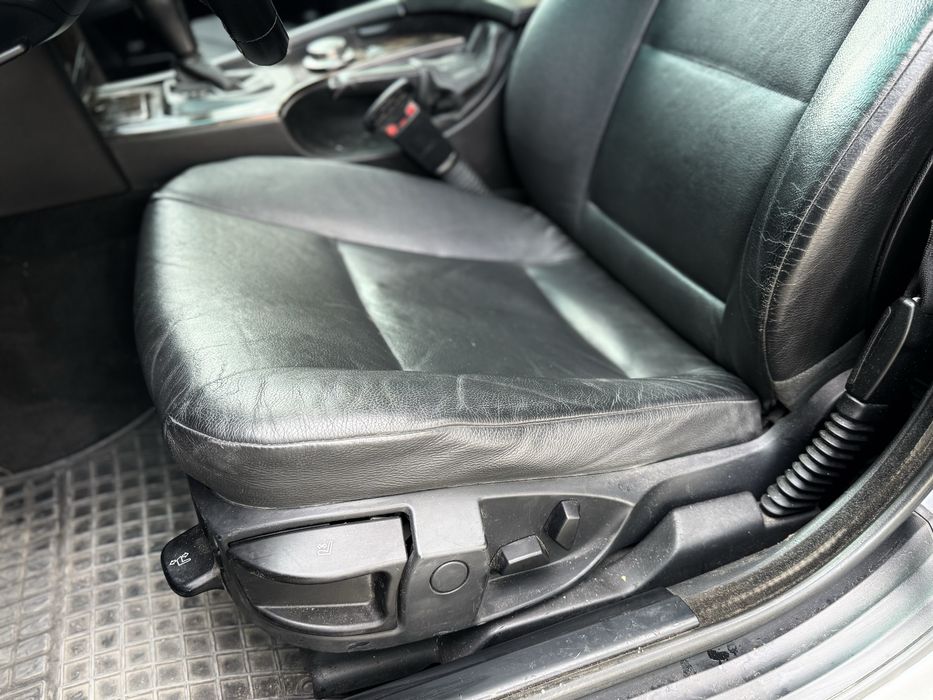 Черен кожен салон за бмв Е61 (комби)