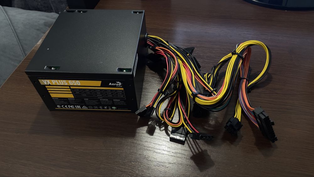 Блок питания Aerocool VX plus 650