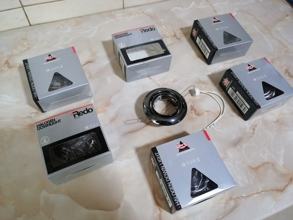 Spoturi Redo cromate, 12V, fara bec, 6 buc., Noi!, Tipla !
