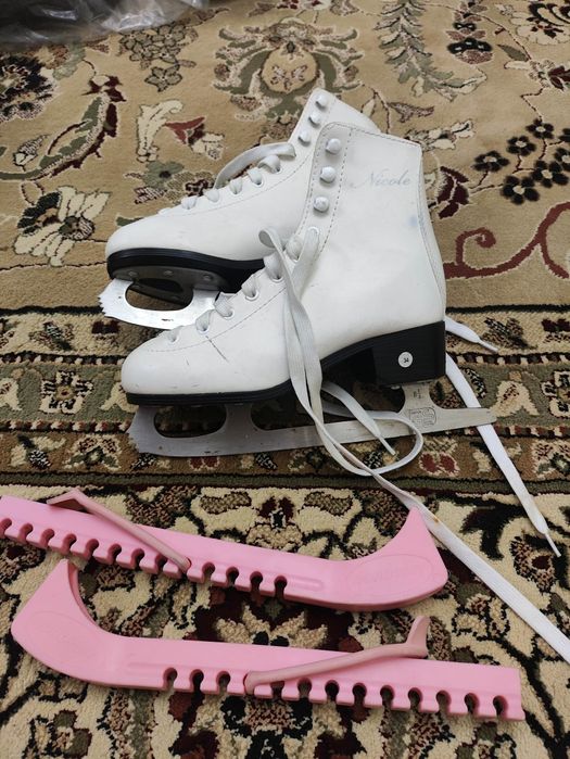 Коньки для фигурного катания