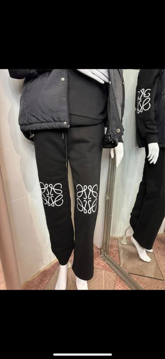 Наличен Дамски екип