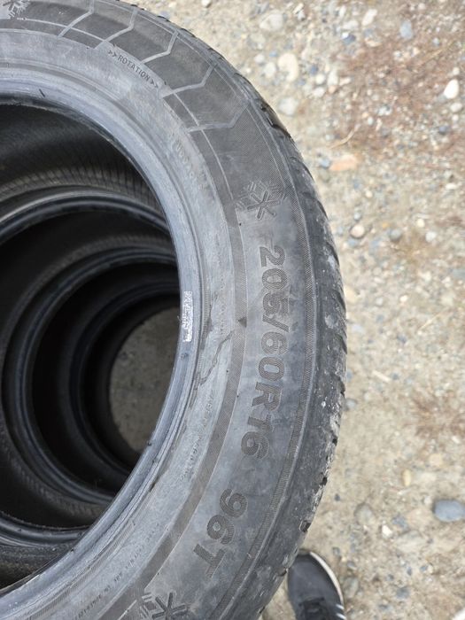 Зимный шины 205/60/16