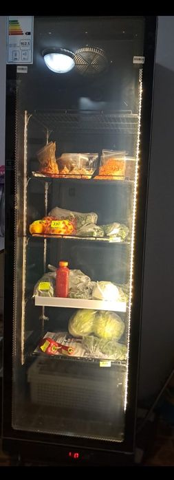 Витринный холодильник, Frigger