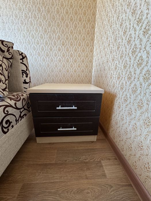 Продам спальный гарнитур