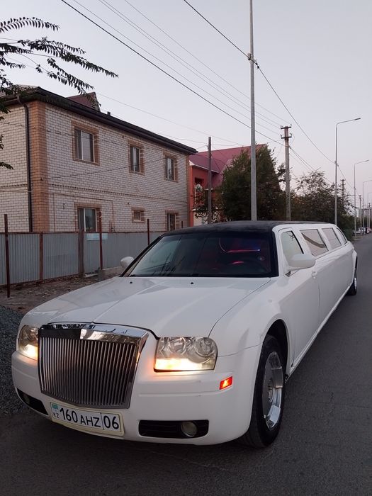 АРЕНДА Лимузин Chraysler 300C
