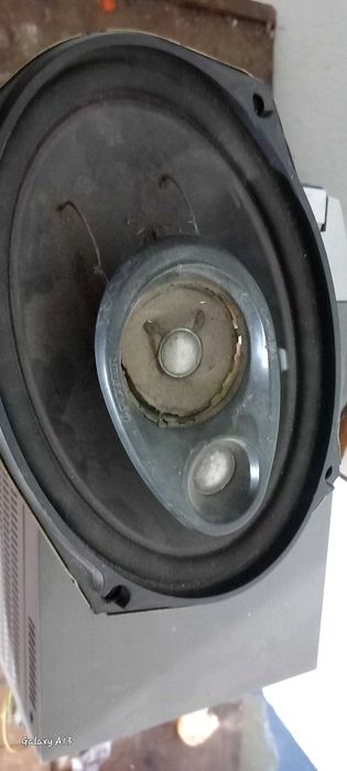 Тонколони за кола