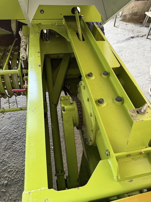 Claas markant 65 Kareya
