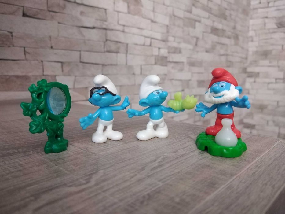 Киндер играчки за колекции