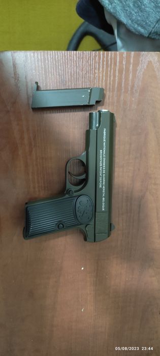 Pistalet metall oʻqlari bn