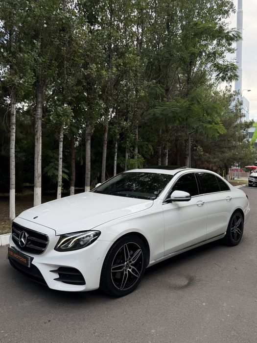 Mercedes Benz W213 E200