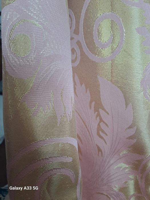 Занавески новые продаются