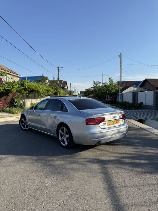 Vand Audi A8L sport executive