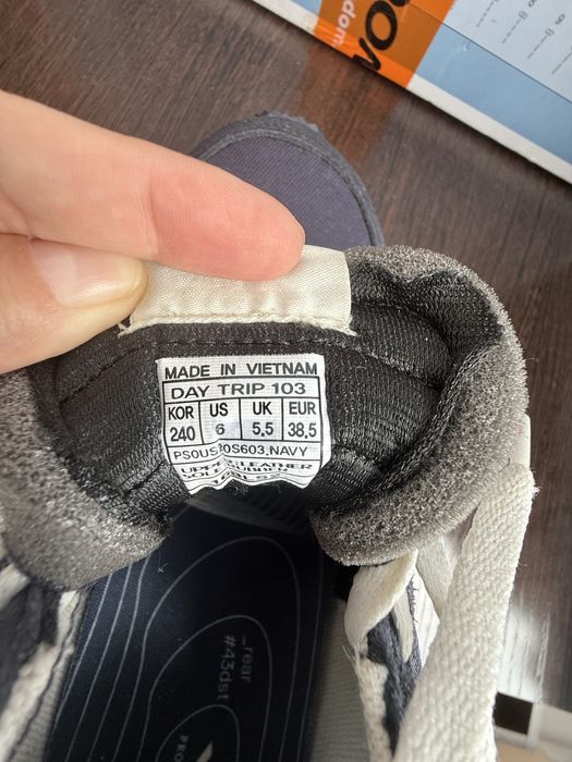 Продам кроссовки мужские