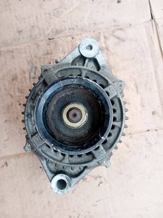 Генератор  Toyota Camry