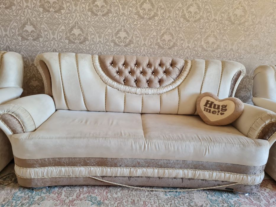 Диван с креслами сатылады