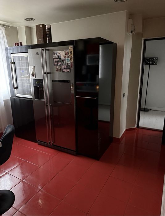 Apartament spatios in vila & spatiu comercial,zona centrala