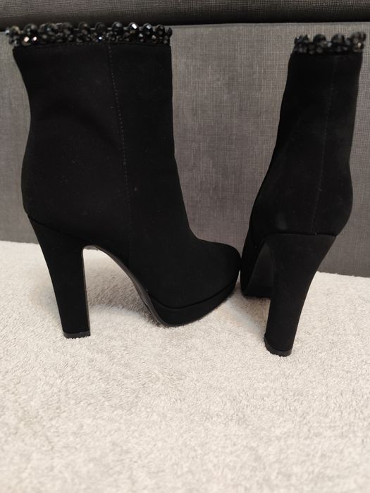 Ботинки MICHAEL KORS  сапоги туфли обувь.