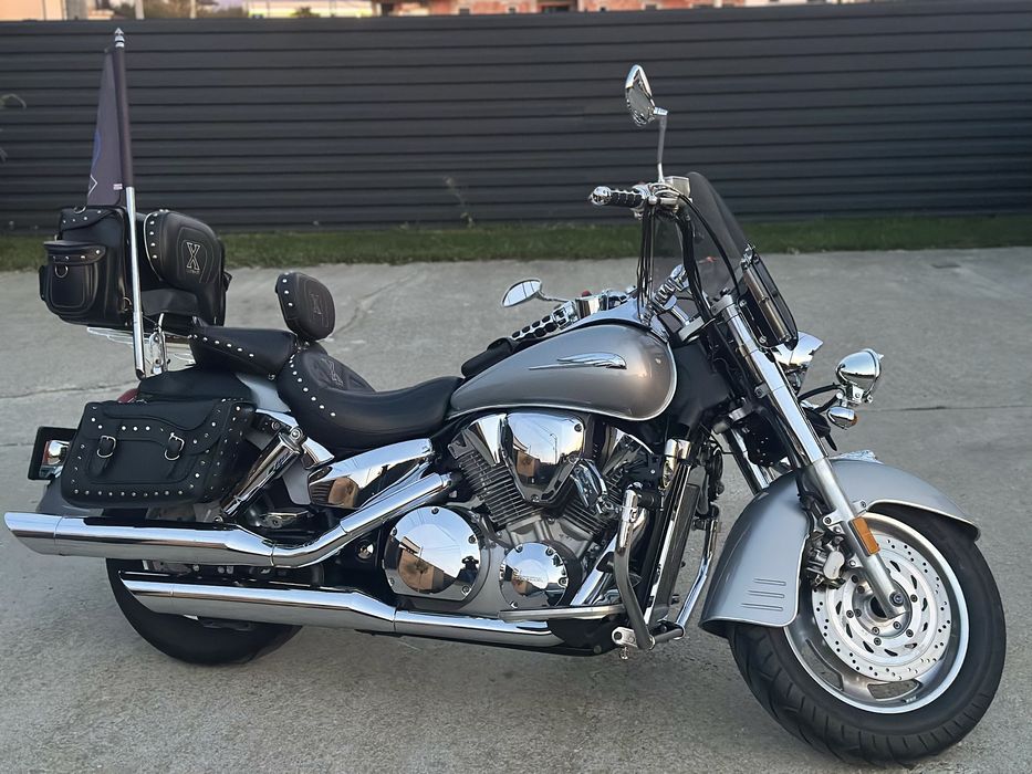 Honda VTX  1300R