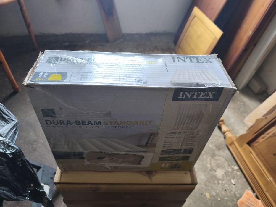 Saltea gonflabila Intex