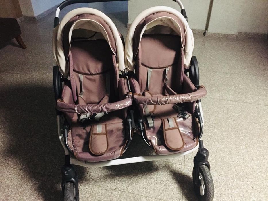 Кольяска для двойни