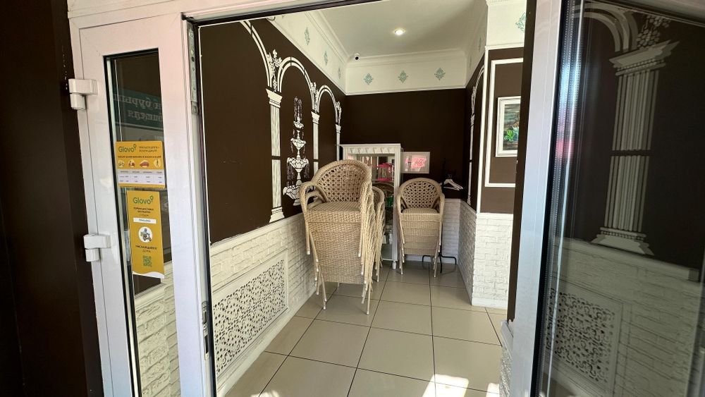 Продаётся действующее кафе на Арбате