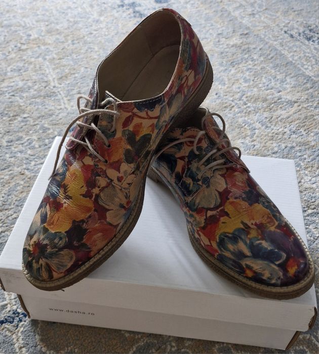 Pantofi dama tip Oxford