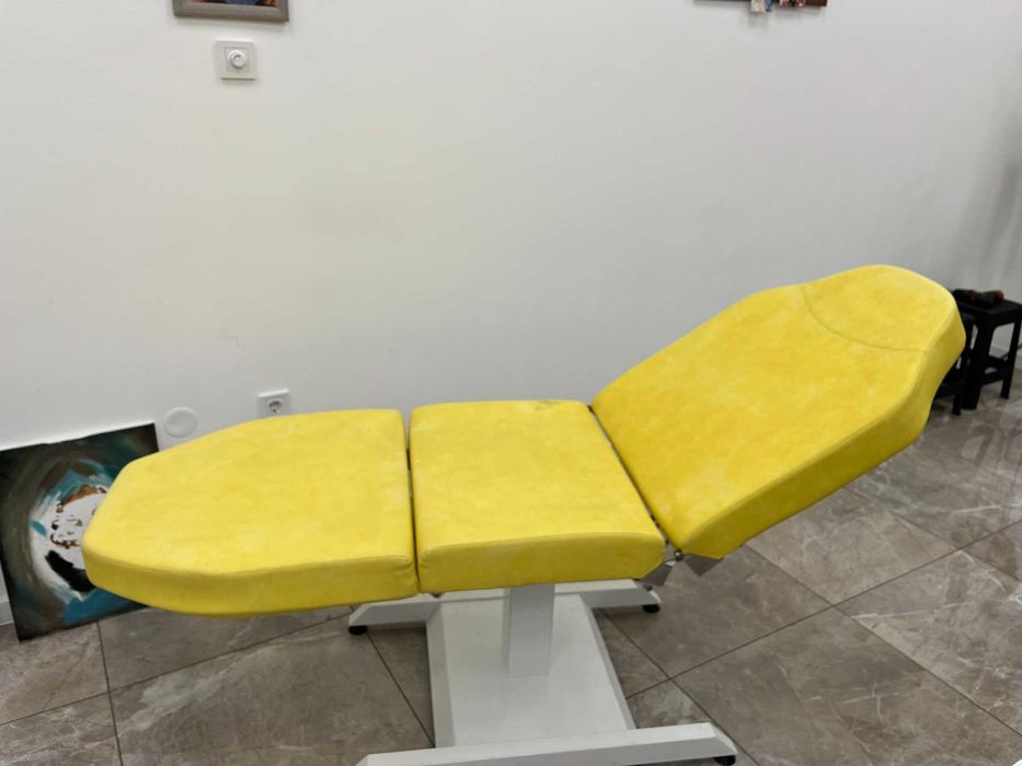 Продавам кушетка