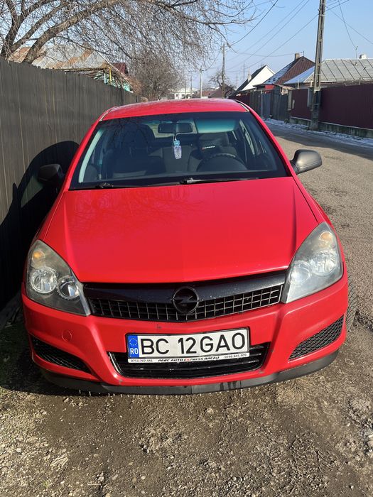 Opel Astra H 1.6 benzina 2009 2000€ negociabil