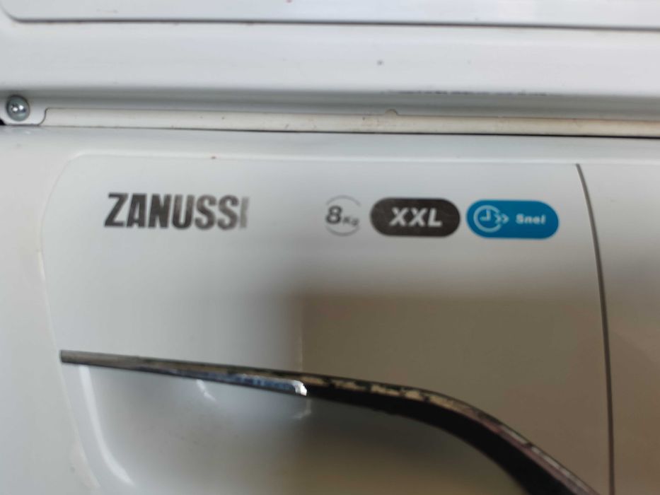 Предлагаме пералня Zanussi Lindo 500, модел ZWF8167NW, с капацитет 8 кг