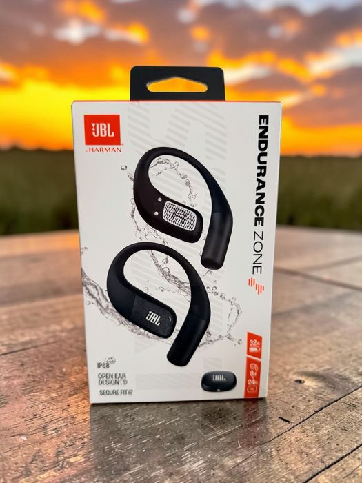 PowerBeats si JBL Endurance