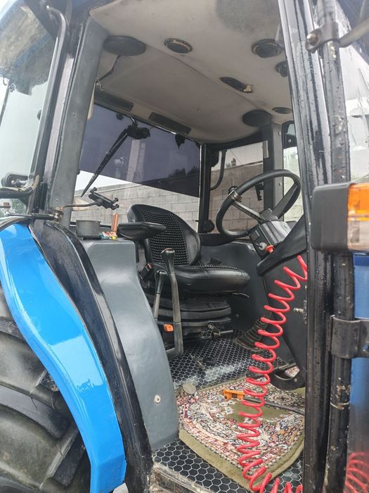 New Holland TL 100