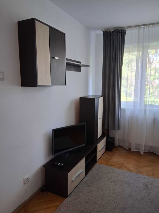 Inchiriez apartament 2 camere