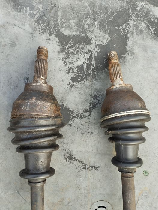 Planetare Peugeot 305