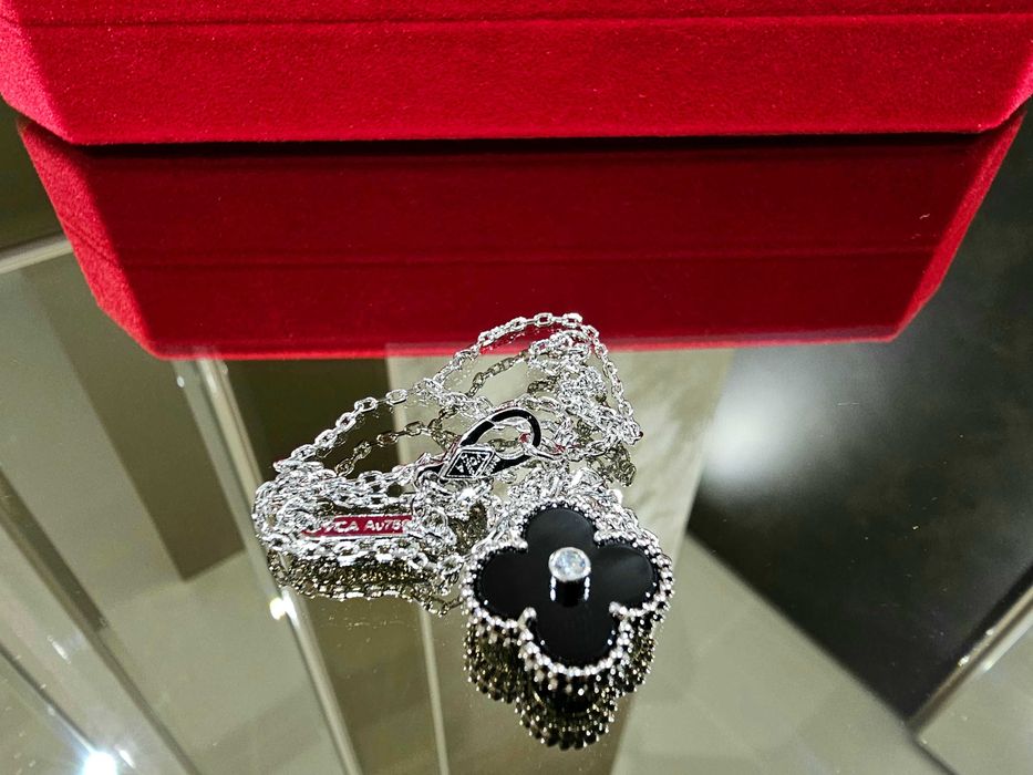 Van Cleef & Arpels VCA Silver Black Diamond Alhambra Дамско Колие