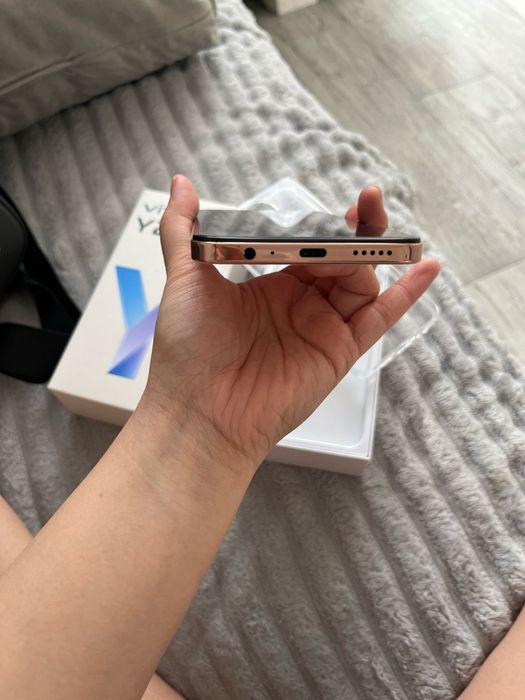 Vivo Y 28 продам