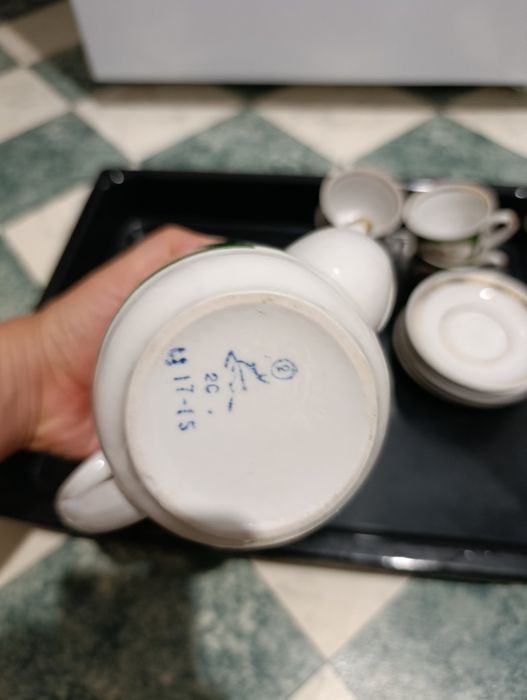 Продам сервиз для кофе