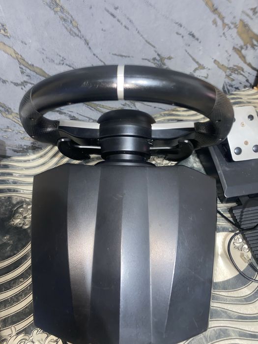 Volan de gaming genesis seeaborg400 cu pedale