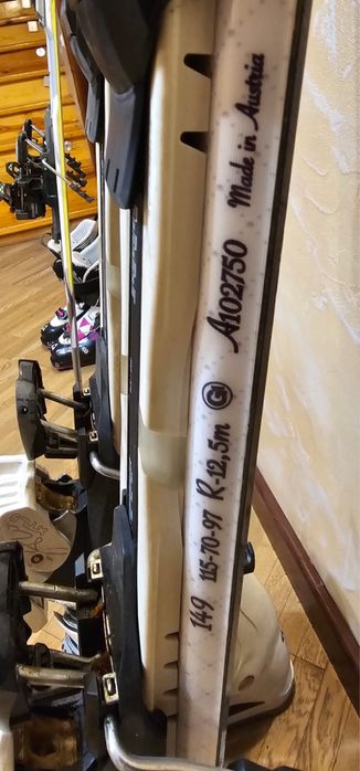 Лыжи, ботинки комплект