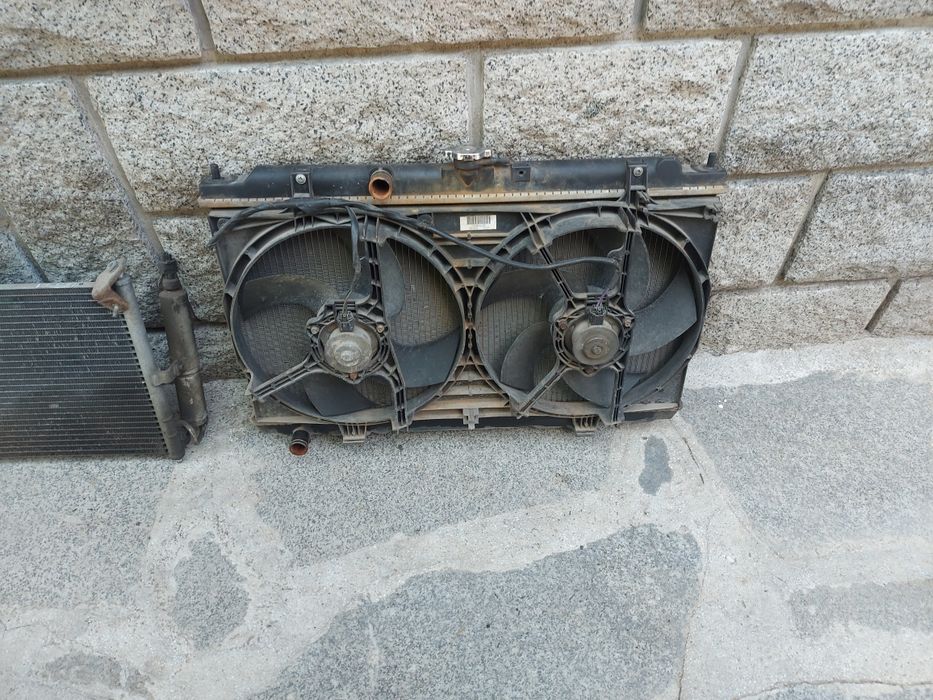 Радиатор , перки Нисан Примера , Алмера Тино / Nissan Primera