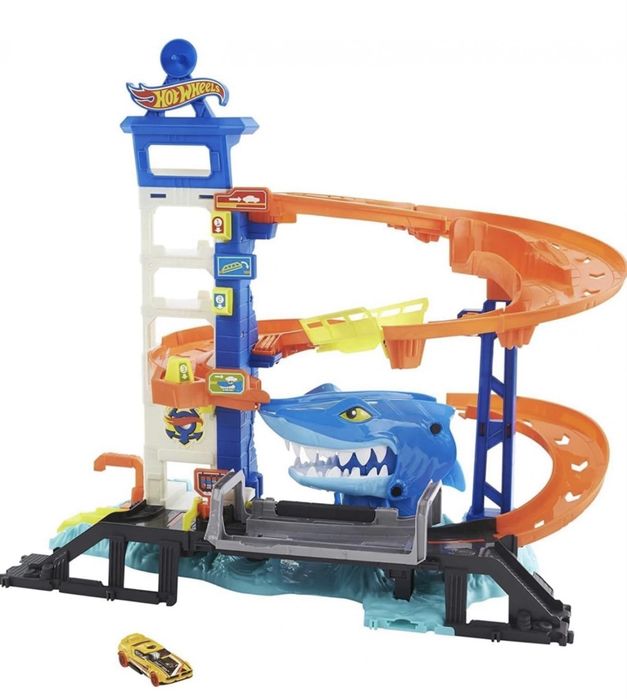 Hot Wheels Attacking Shark Escape Playset