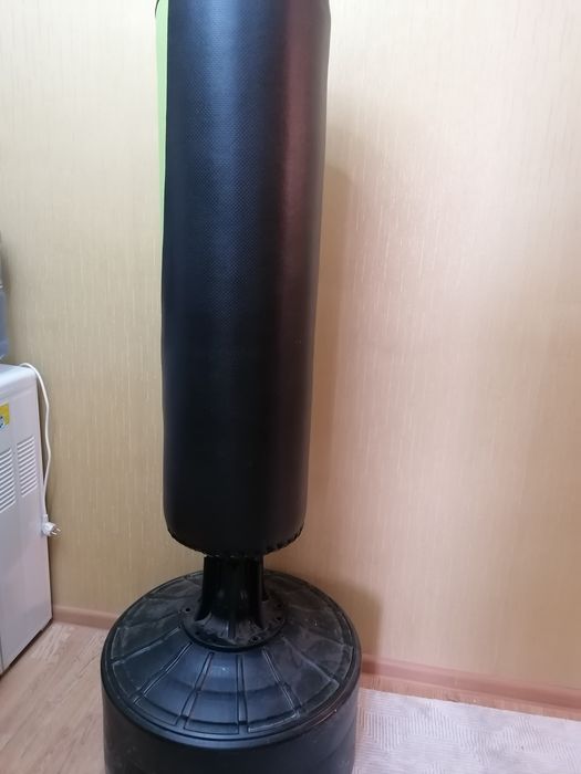 Боксерская груша новая