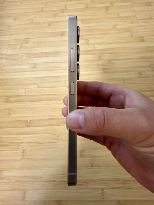 Samsung Galaxy S25 Ultra  512 GB - Titanium Gray ( Gold ) Ca Nou ! Folosit 4 Luni - Factura Emag pe Numele meu