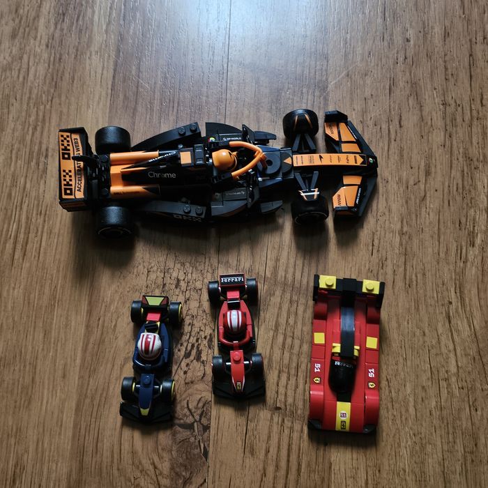 Лего Speed Champions.