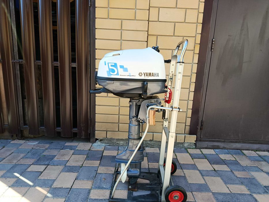 Лодочный мотор Yamaha 5 л.с.