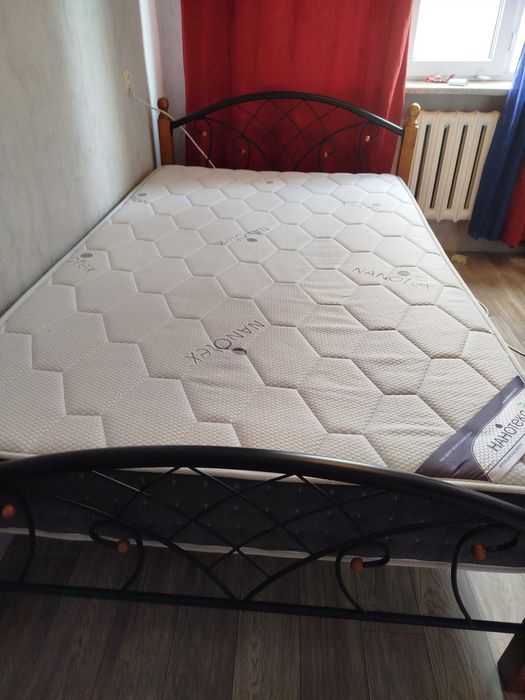 Кровать+ ортопедический матрас продам